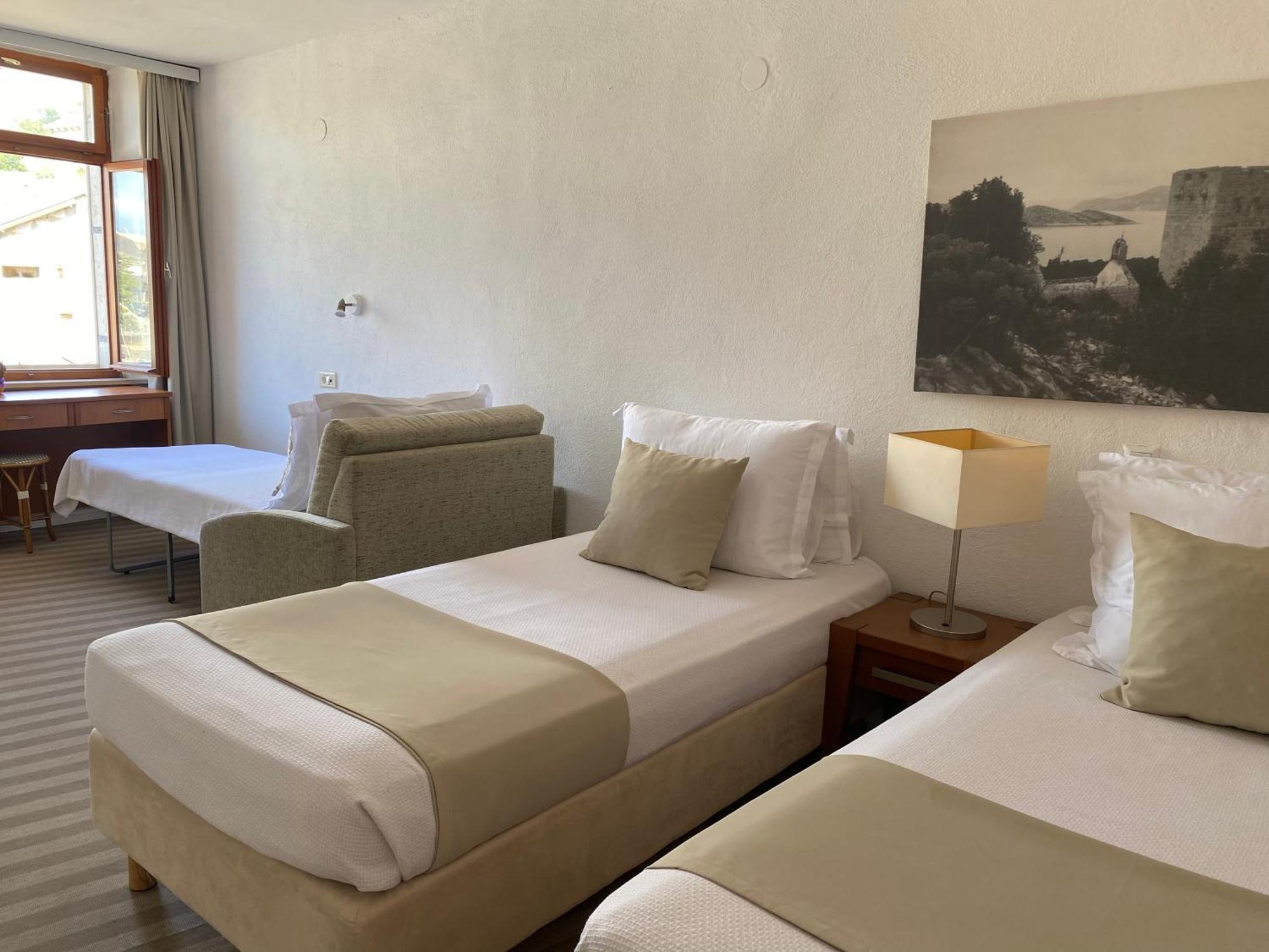 Hotel Glavovic 洛帕德 外观 照片