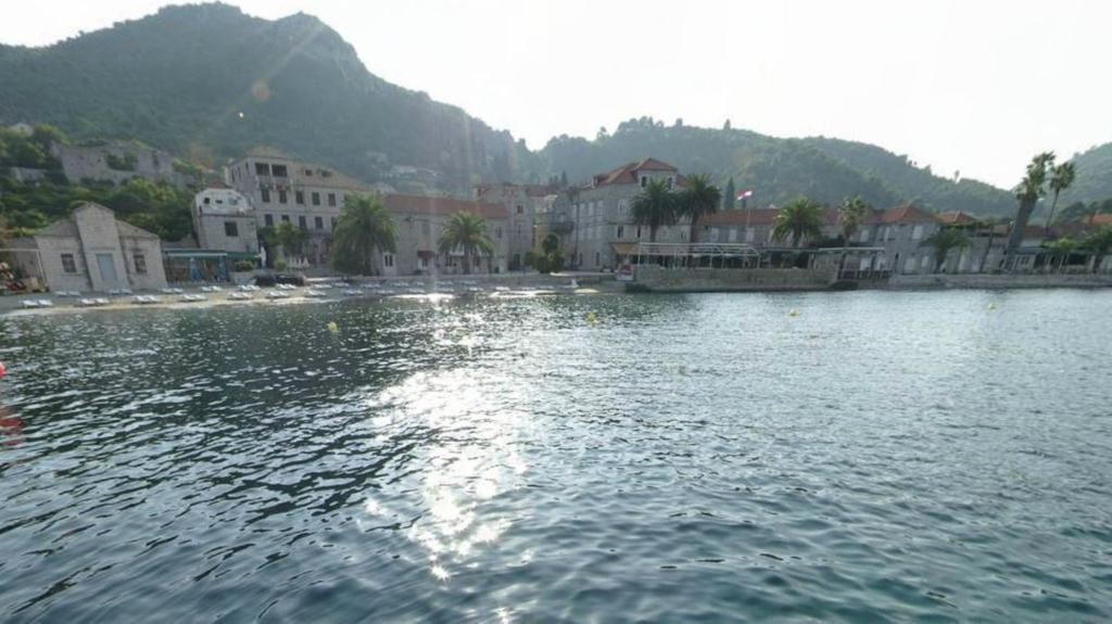 Hotel Glavovic 洛帕德 外观 照片